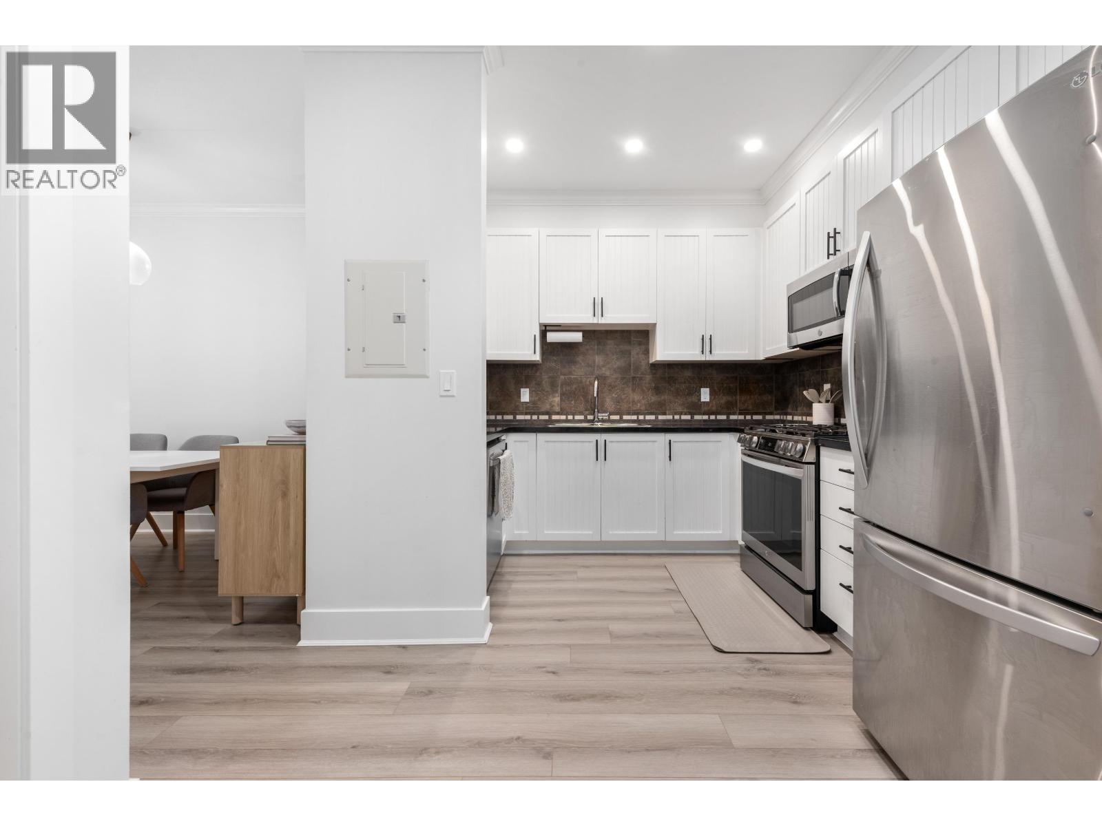 #24-6300 LONDON Road, Richmond