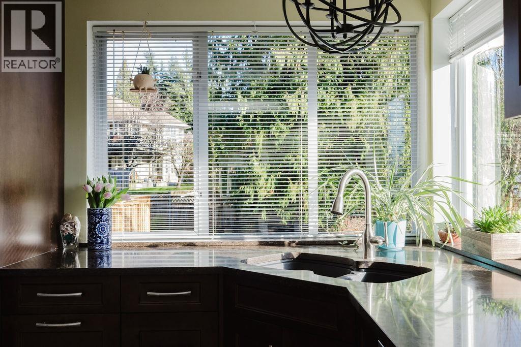 486 OCEAN VIEW DRIVE, Gibsons