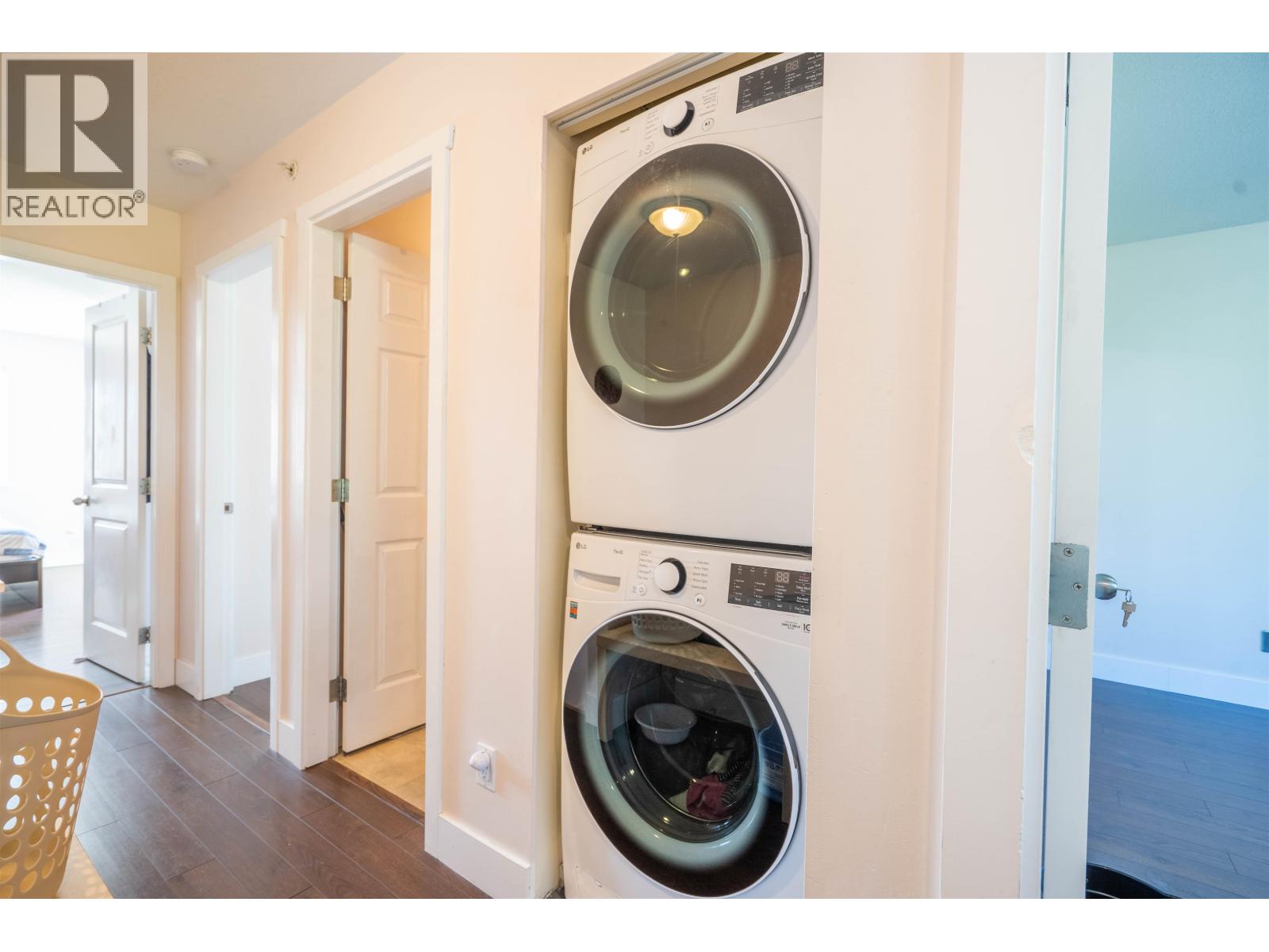 3 624 SHAW ROAD, Gibsons