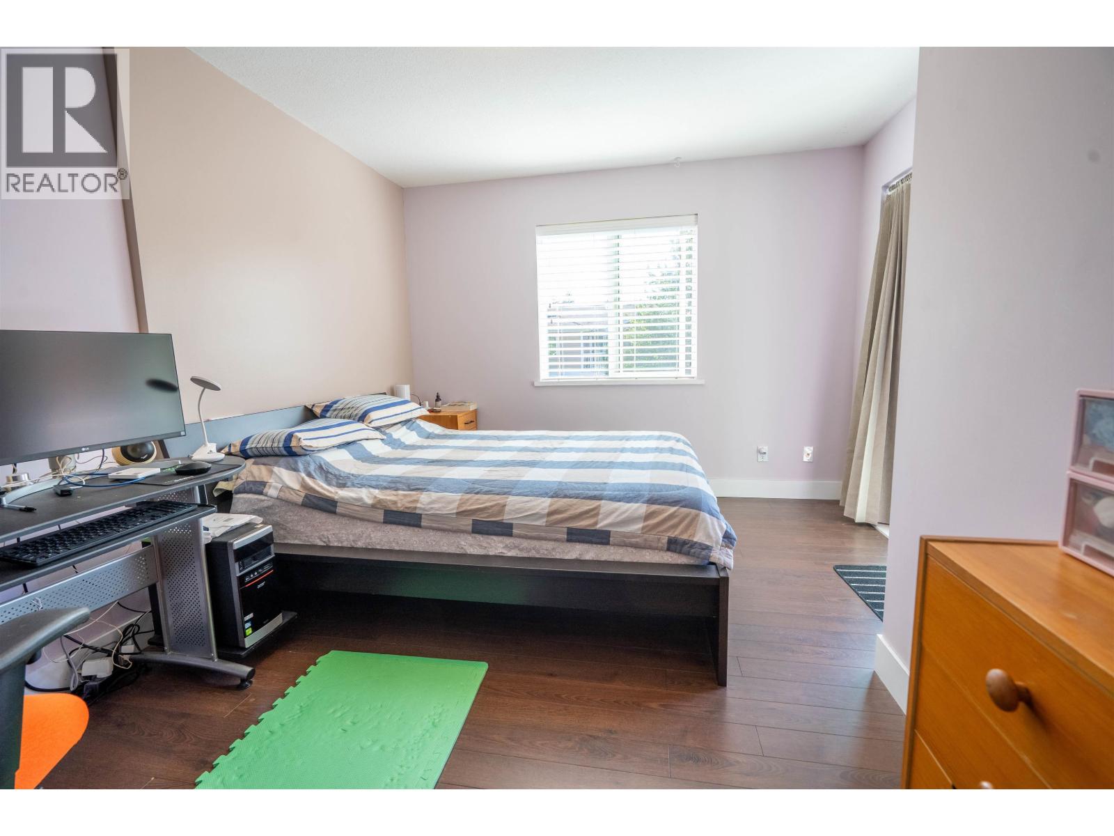 3 624 SHAW ROAD, Gibsons