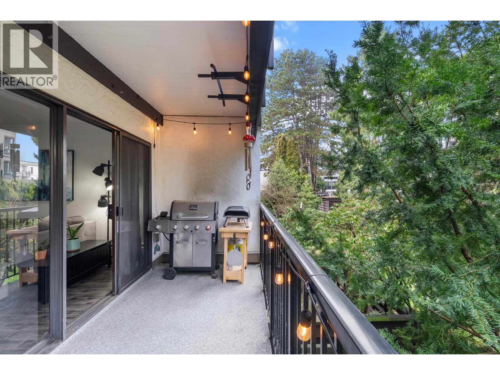 #207-8840 NO 1 Road, Richmond