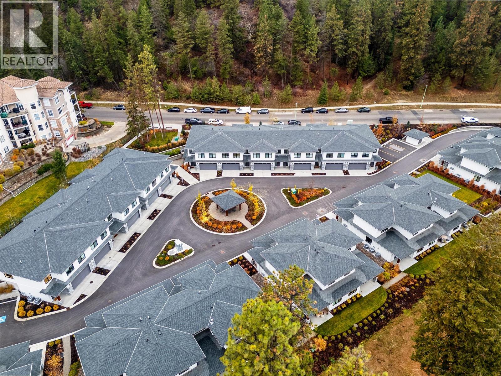 20 1979 Country Club Drive, Kelowna