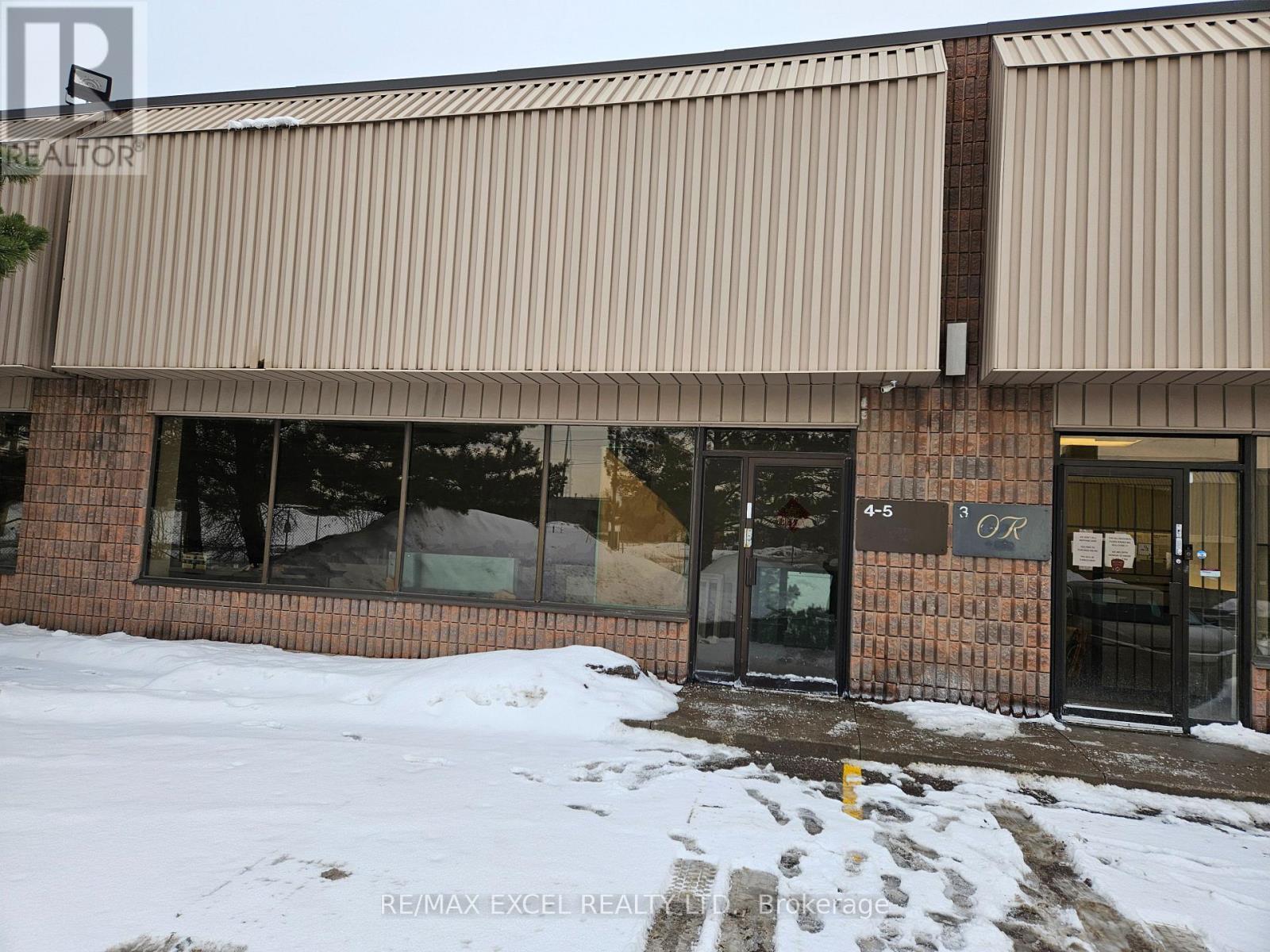 4 & 5 - 3487 KENNEDY ROAD