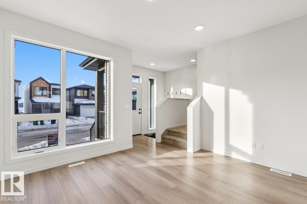 
          7460 KLAPSTEIN CR SW
            <br/>
            <span>Edmonton</span>
            , 
            <span>AB</span>
             <span>T6W5N5</span>
         - Photo 9