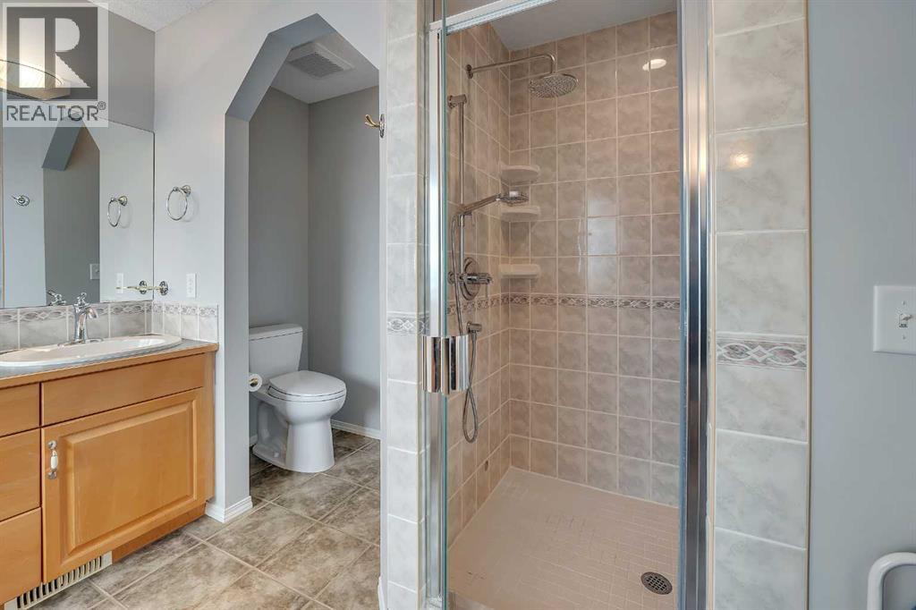 Single Family House for Sale in  Rocky Ridge Drive NW Rocky Ridge Calgary 