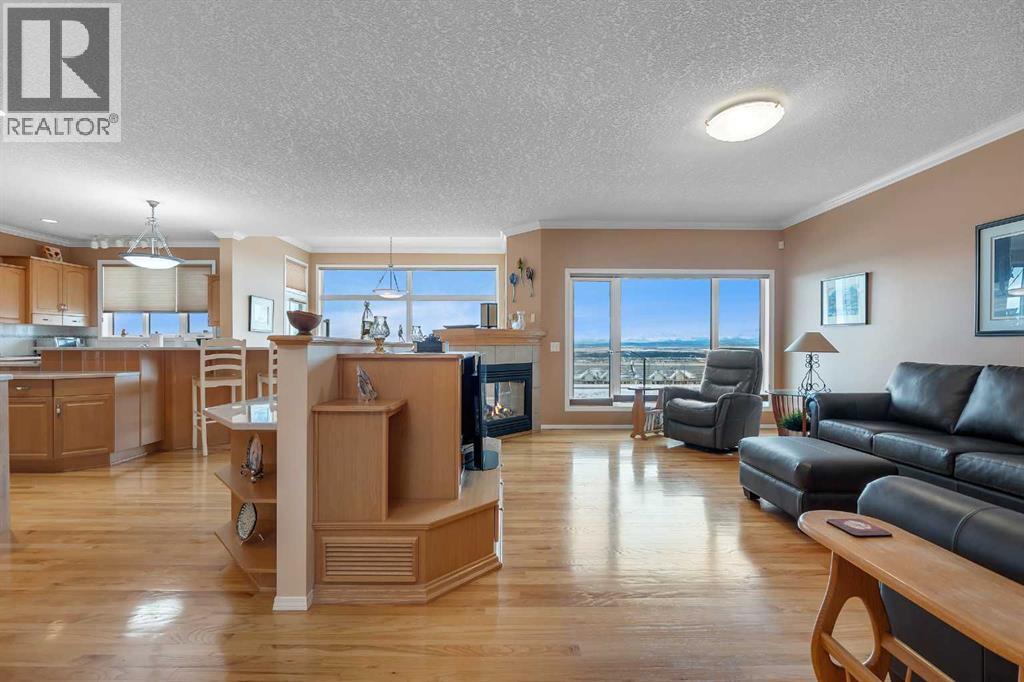 Single Family House for Sale in  Rocky Ridge Drive NW Rocky Ridge Calgary 