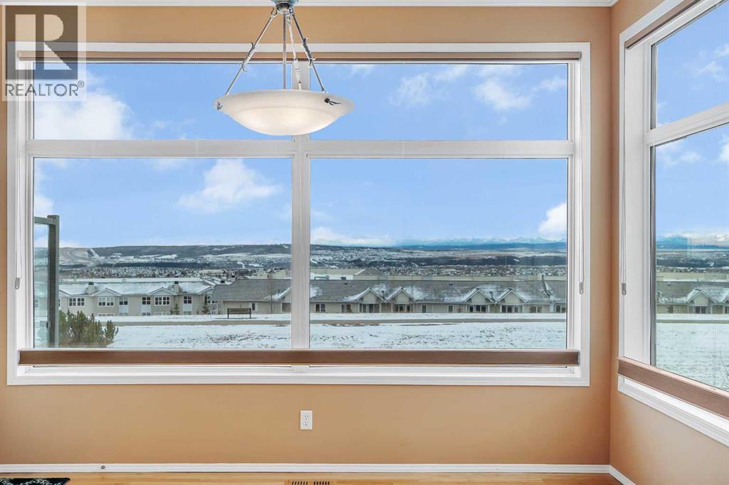 Single Family House for Sale in  Rocky Ridge Drive NW Rocky Ridge Calgary 