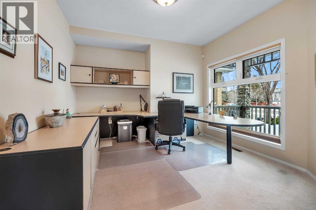 Single Family House for Sale in  Rocky Ridge Drive NW Rocky Ridge Calgary 