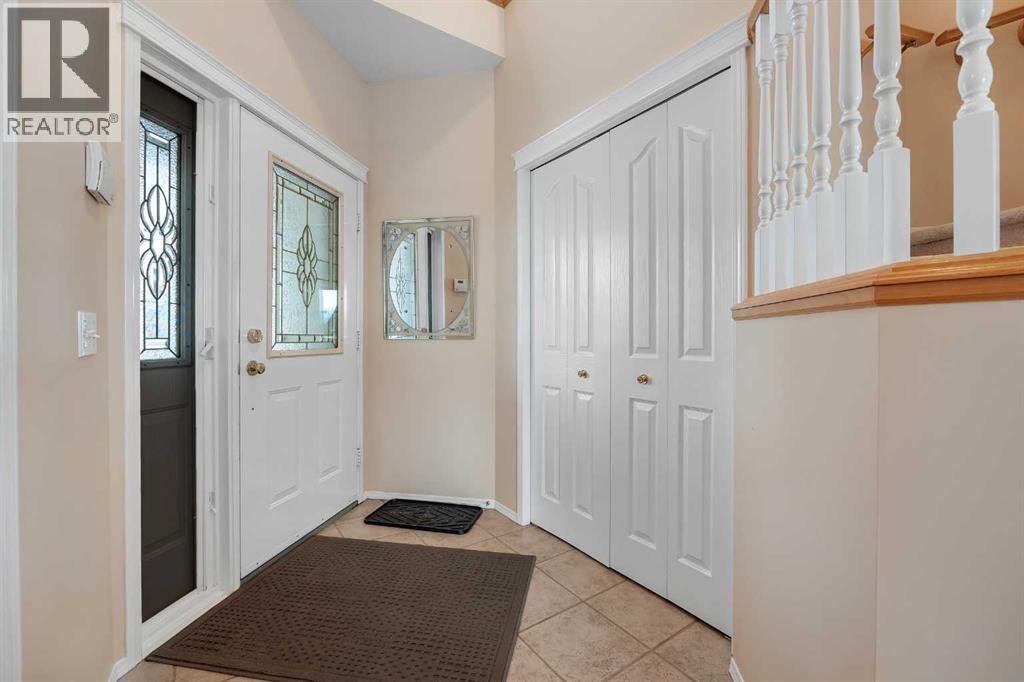 Single Family House for Sale in  Rocky Ridge Drive NW Rocky Ridge Calgary 