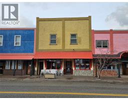  618 7th Avenue, Keremeos
