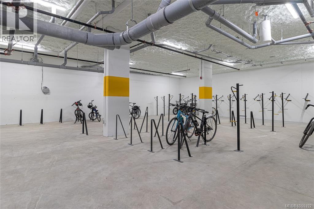 304 3564 A Ryder Hesjedal Way, Colwood