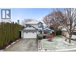  699 Saratoga Place, Kelowna