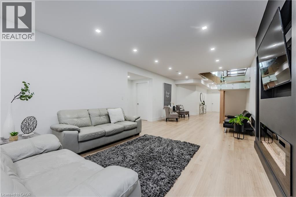320 OTTERBEIN ROAD - 35