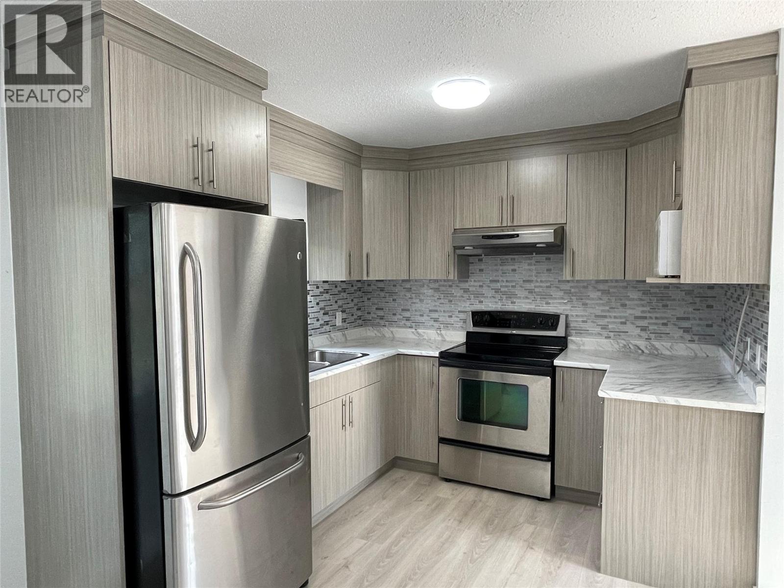  465 Donhauser Road, Kelowna