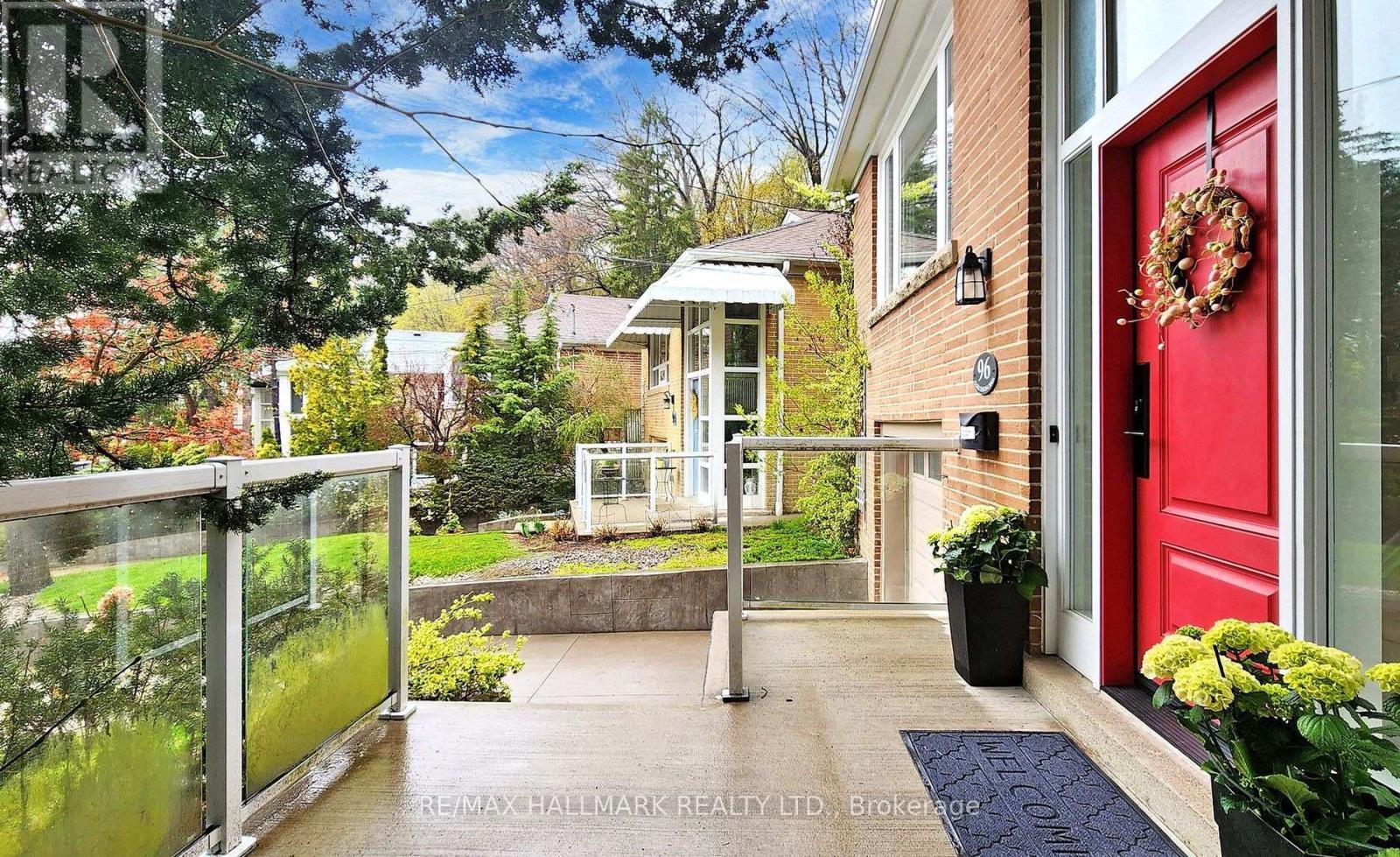 96 Glen Davis Crescent Main Fl