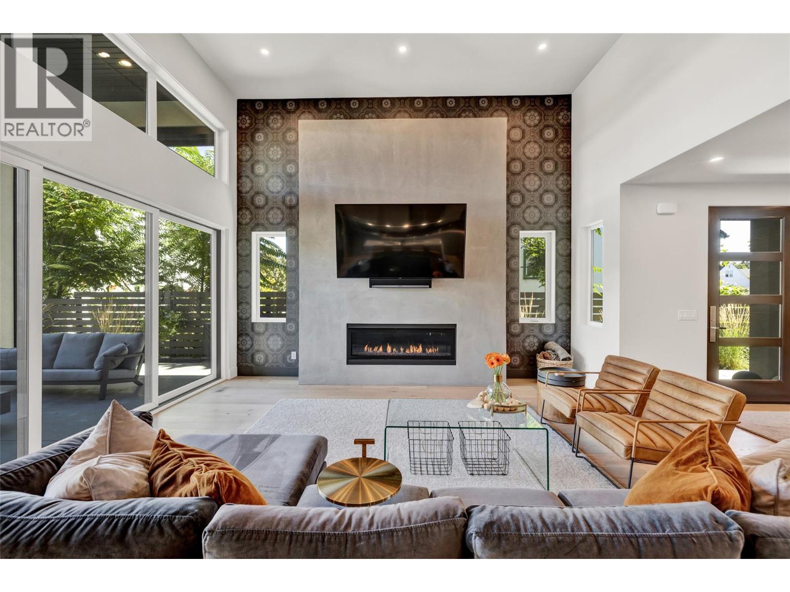  364 Christleton Avenue, Kelowna