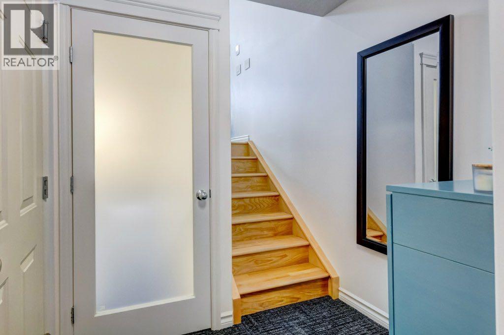 Single Family House 4 Level for Sale in  Inglewood Grove SE Inglewood Calgary 