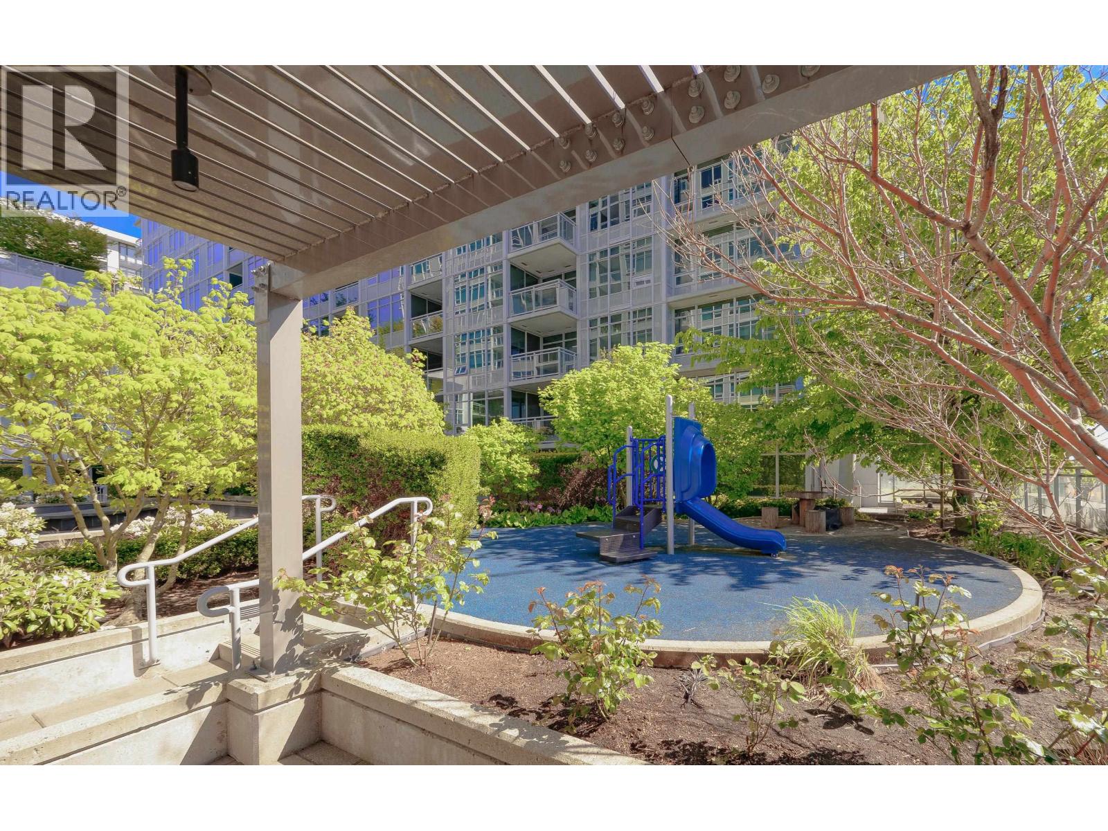 #560-6288 NO. 3 Road, Richmond