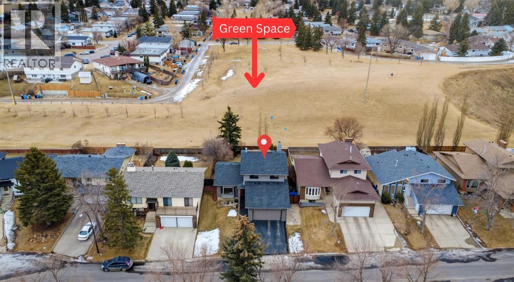 Single Family House for Sale in  Bermondsey Rise NW Beddington Heights Calgary 