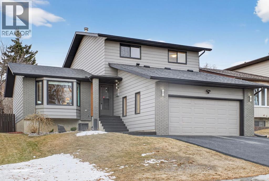 Single Family House for Sale in  Bermondsey Rise NW Beddington Heights Calgary 