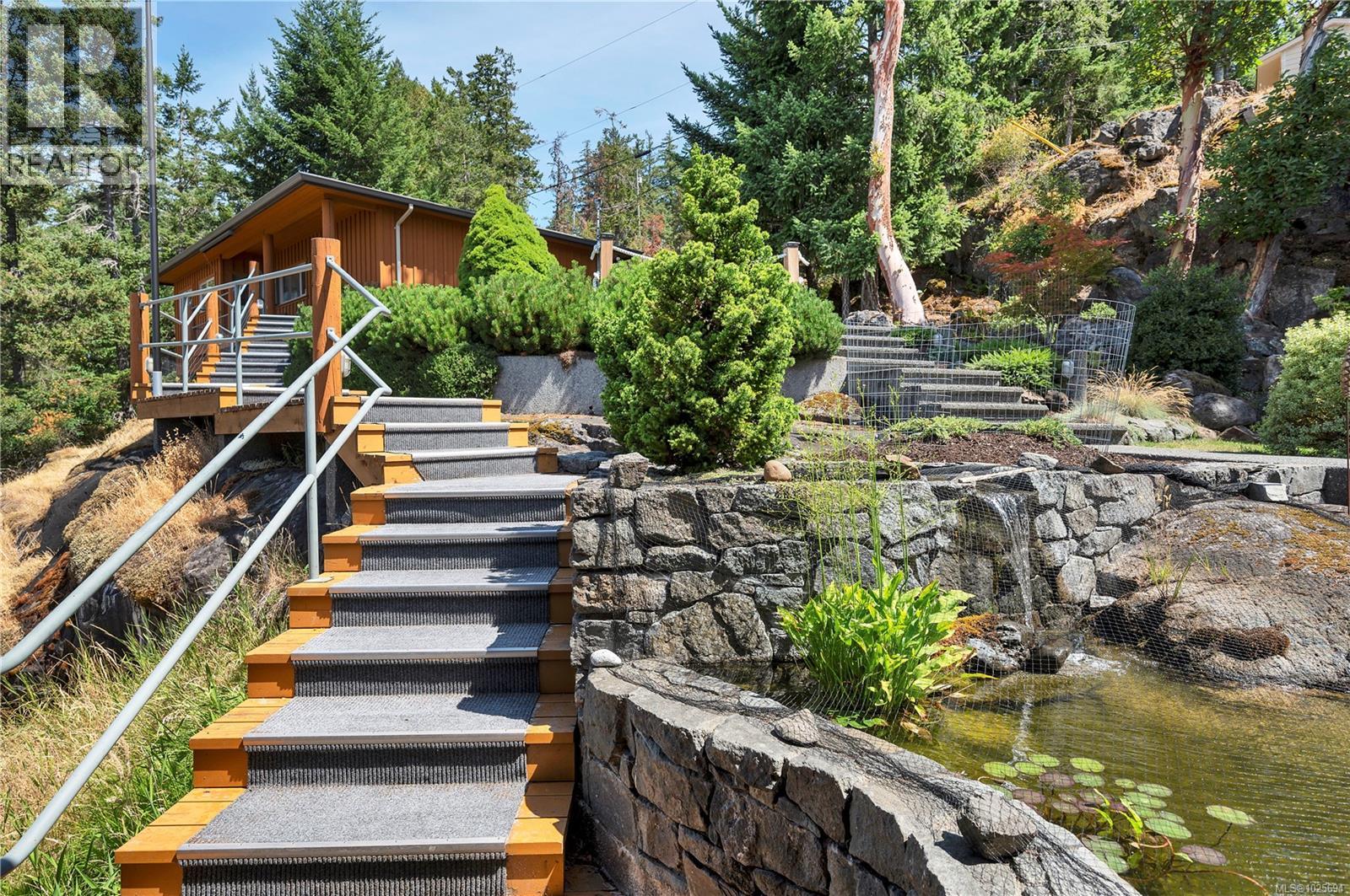 9 620 Helanton Rd, Quadra Island