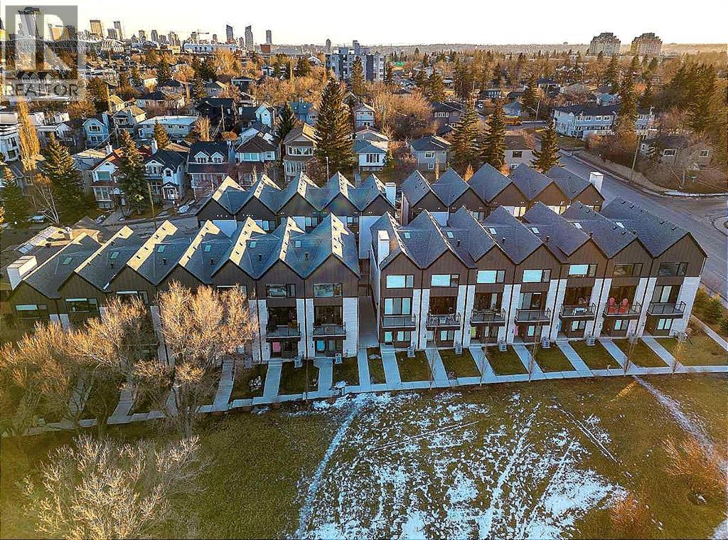 Multi-family House for Sale in   Avenue NW Capitol Hill Calgary 