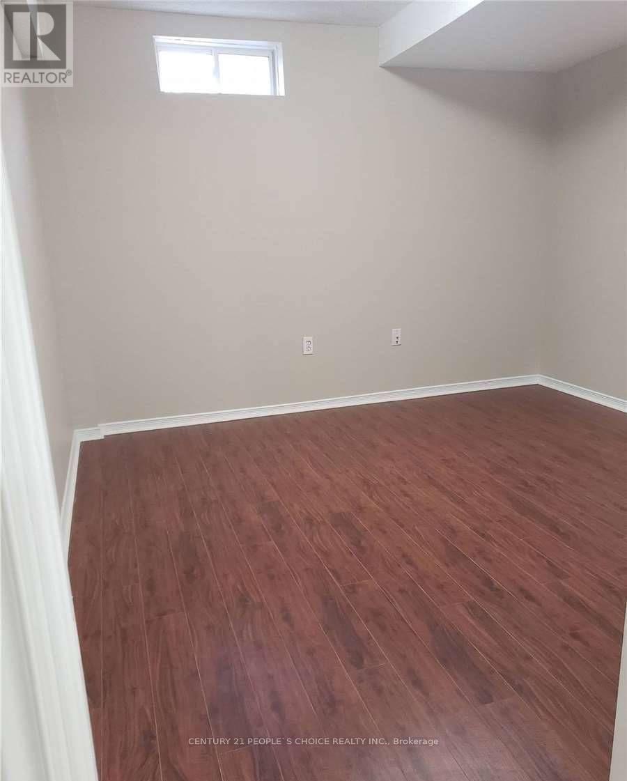 597 Matisse Unit Bsmnt photo 3