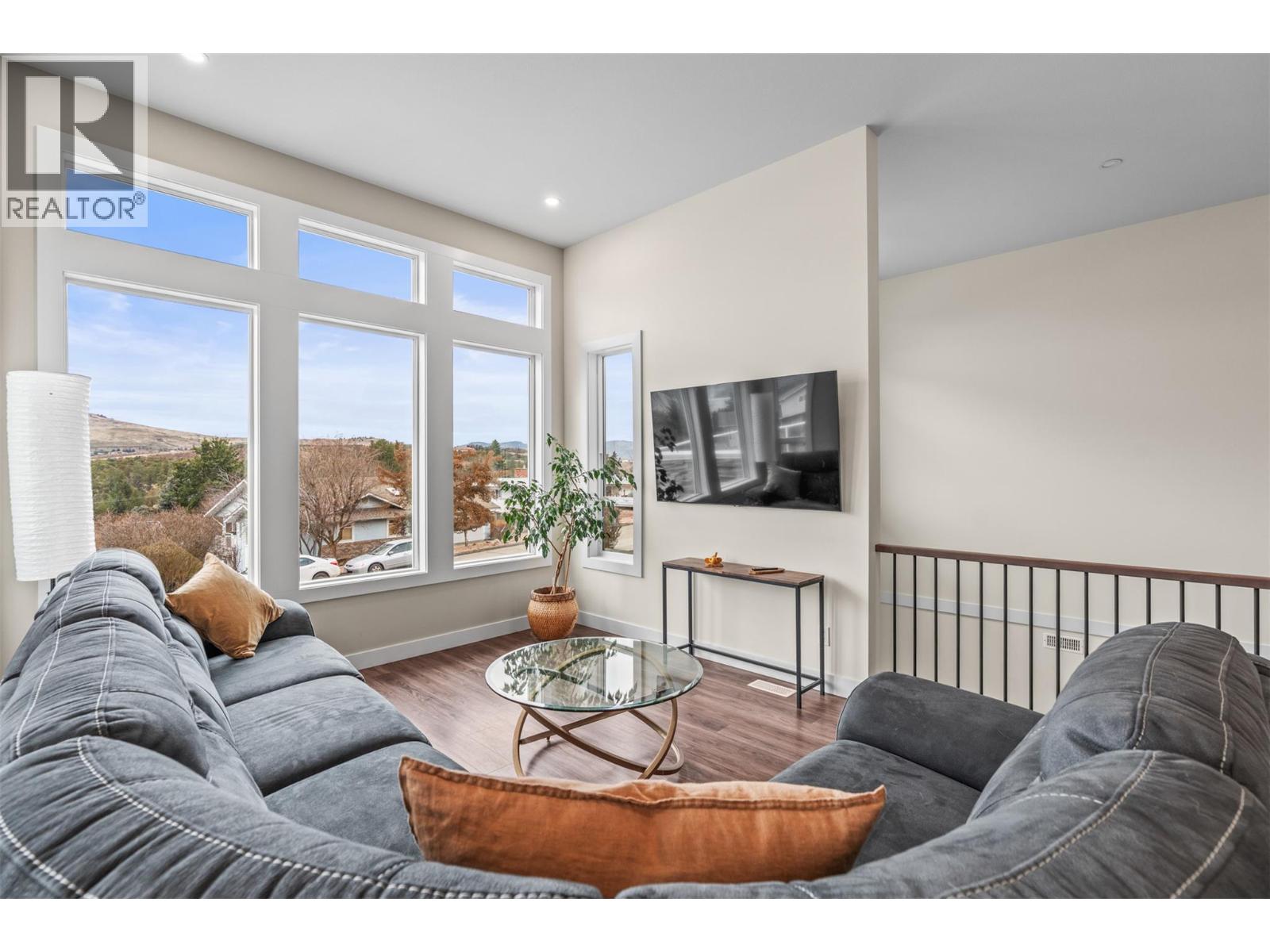 8909 Cherry Lane, Coldstream