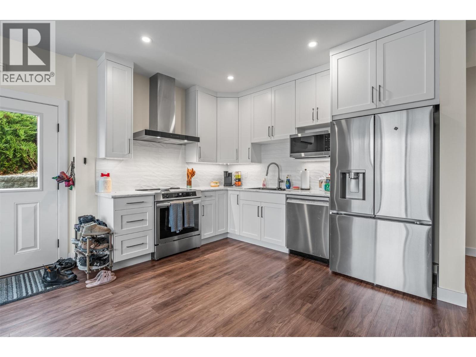 8909 Cherry Lane, Coldstream