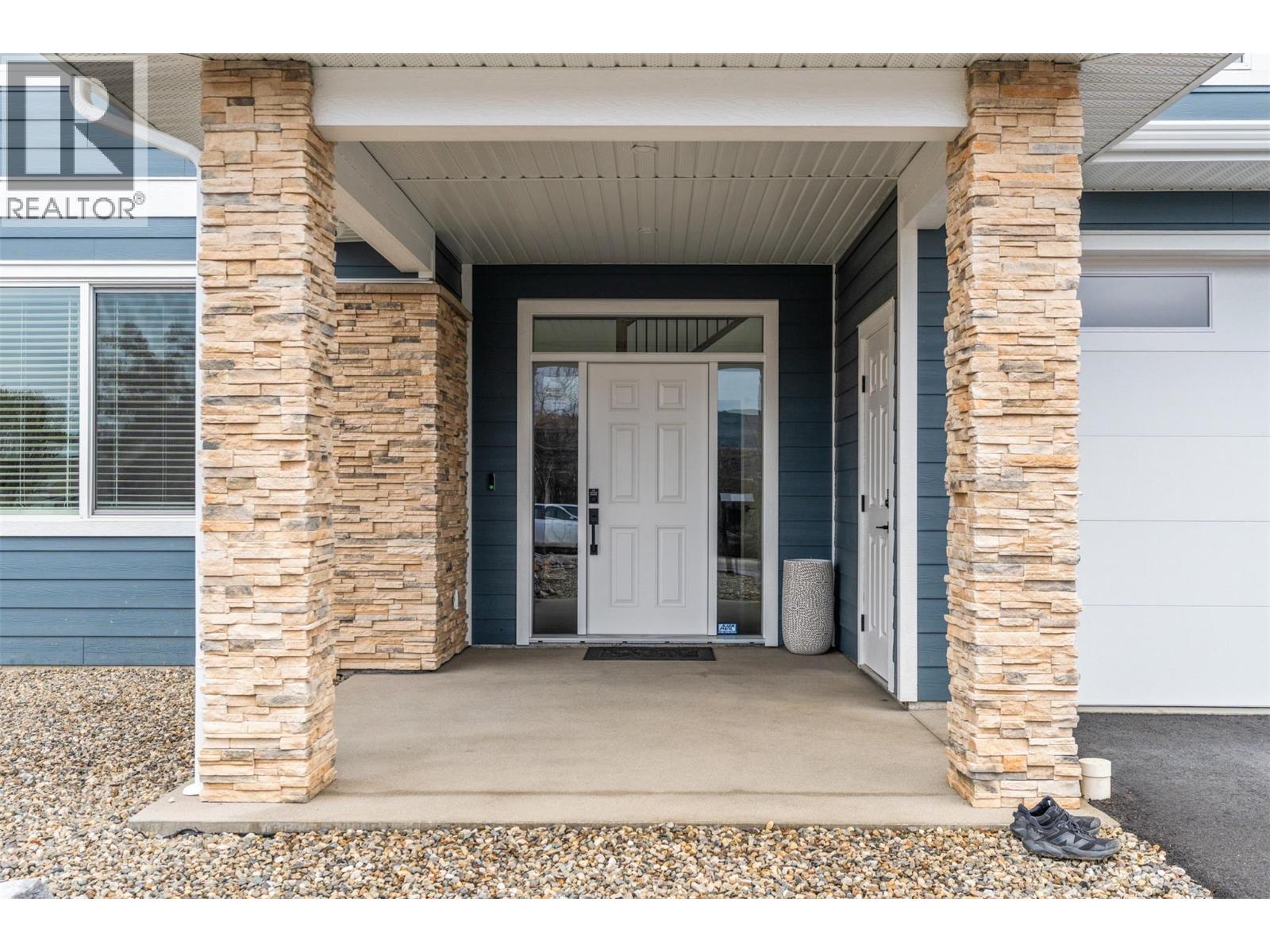 8909 Cherry Lane, Coldstream