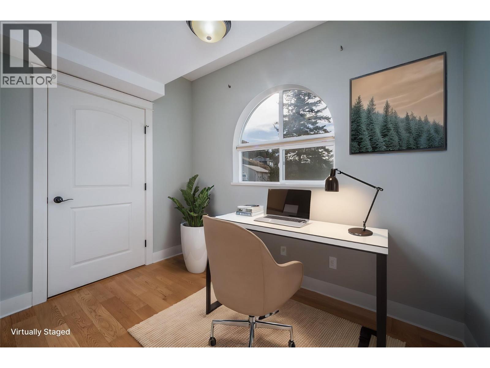 201 7922 Okanagan Landing Road, Vernon