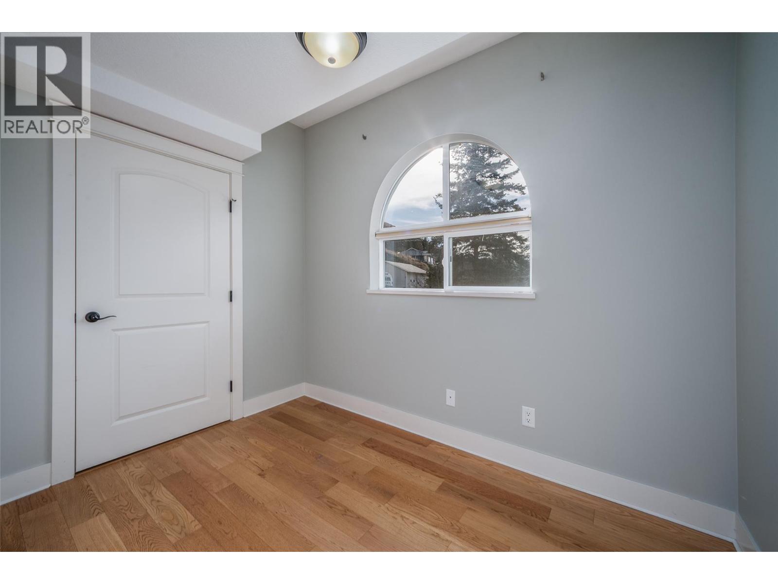 201 7922 Okanagan Landing Road, Vernon