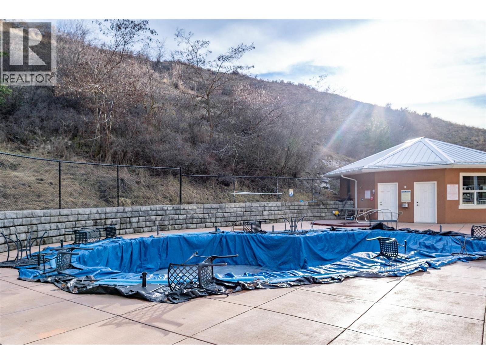 201 7922 Okanagan Landing Road, Vernon