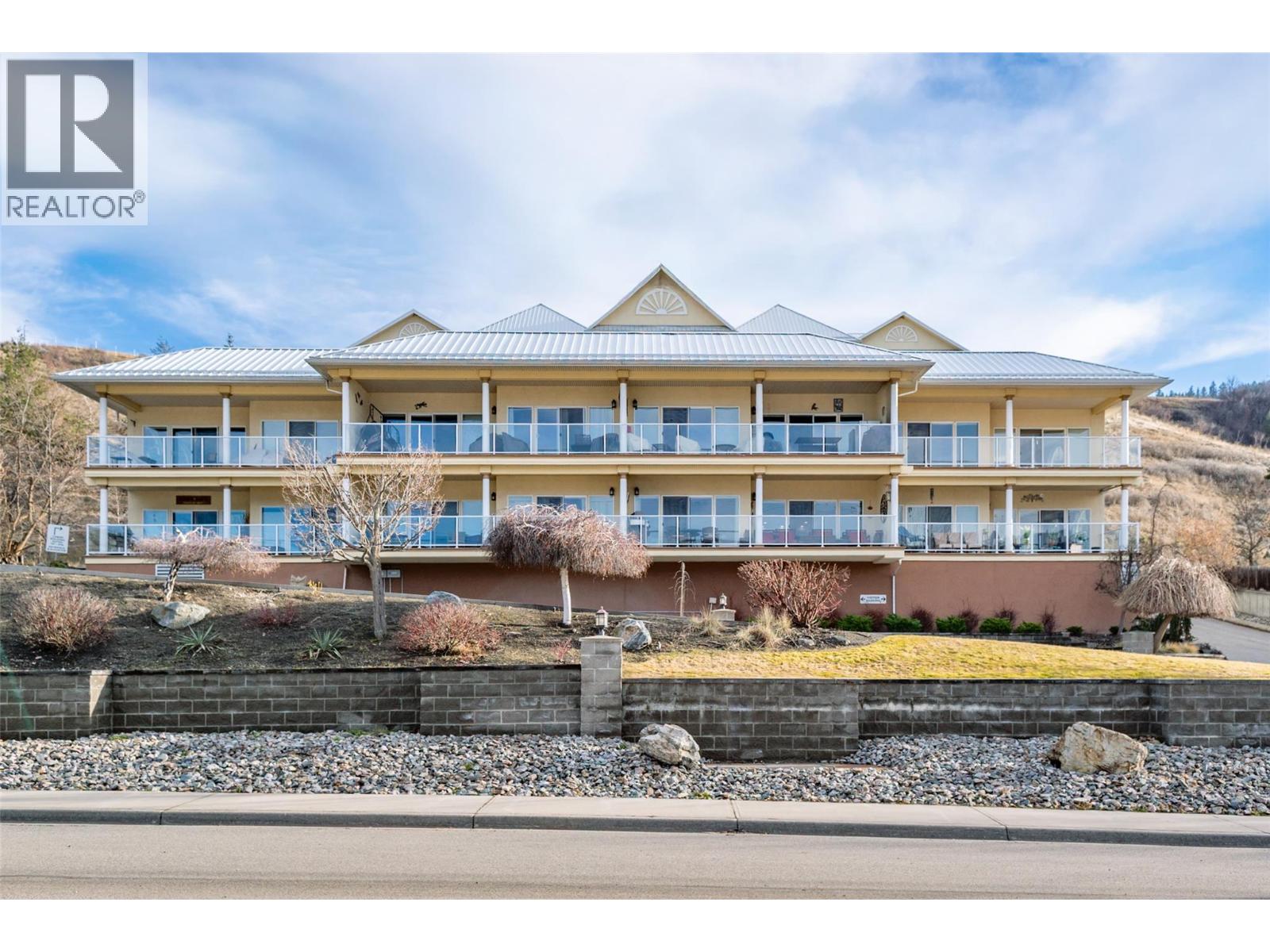 201 7922 Okanagan Landing Road, Vernon