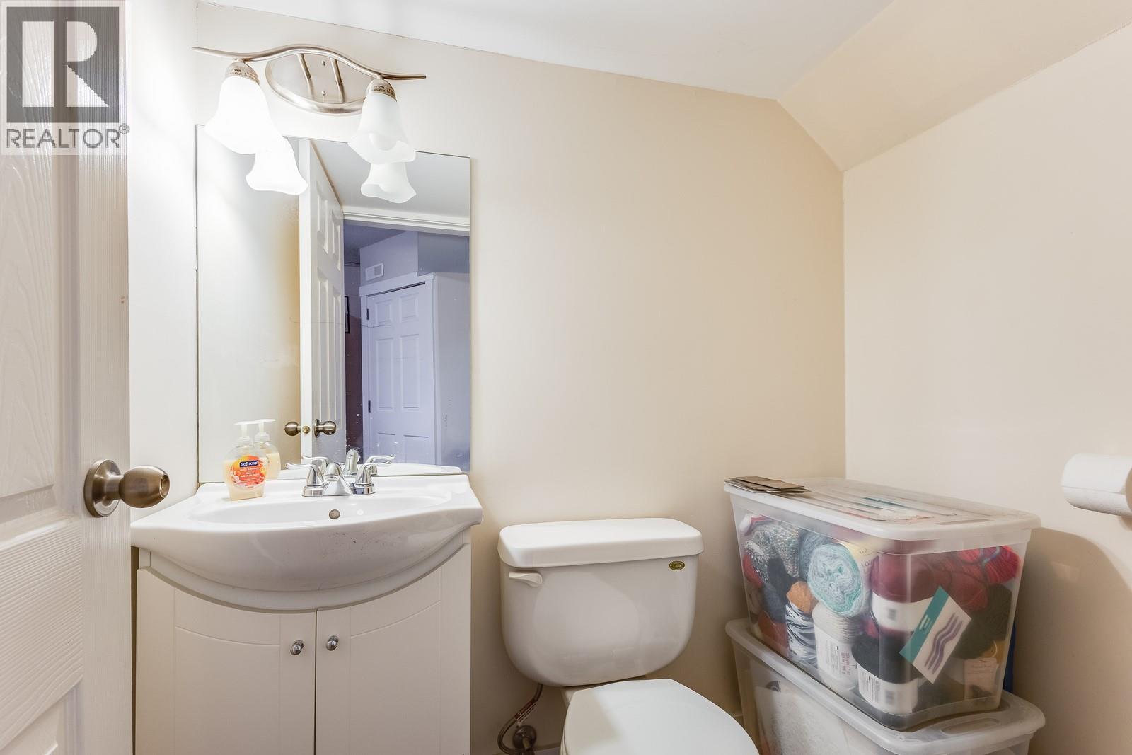 3766 Wetton Road, West Kelowna