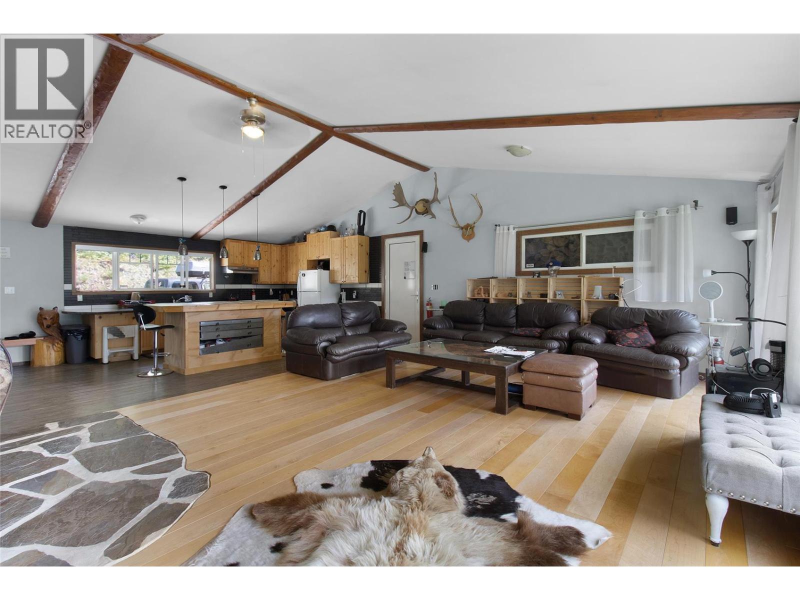 1446 Nittel Road, Seymour Arm