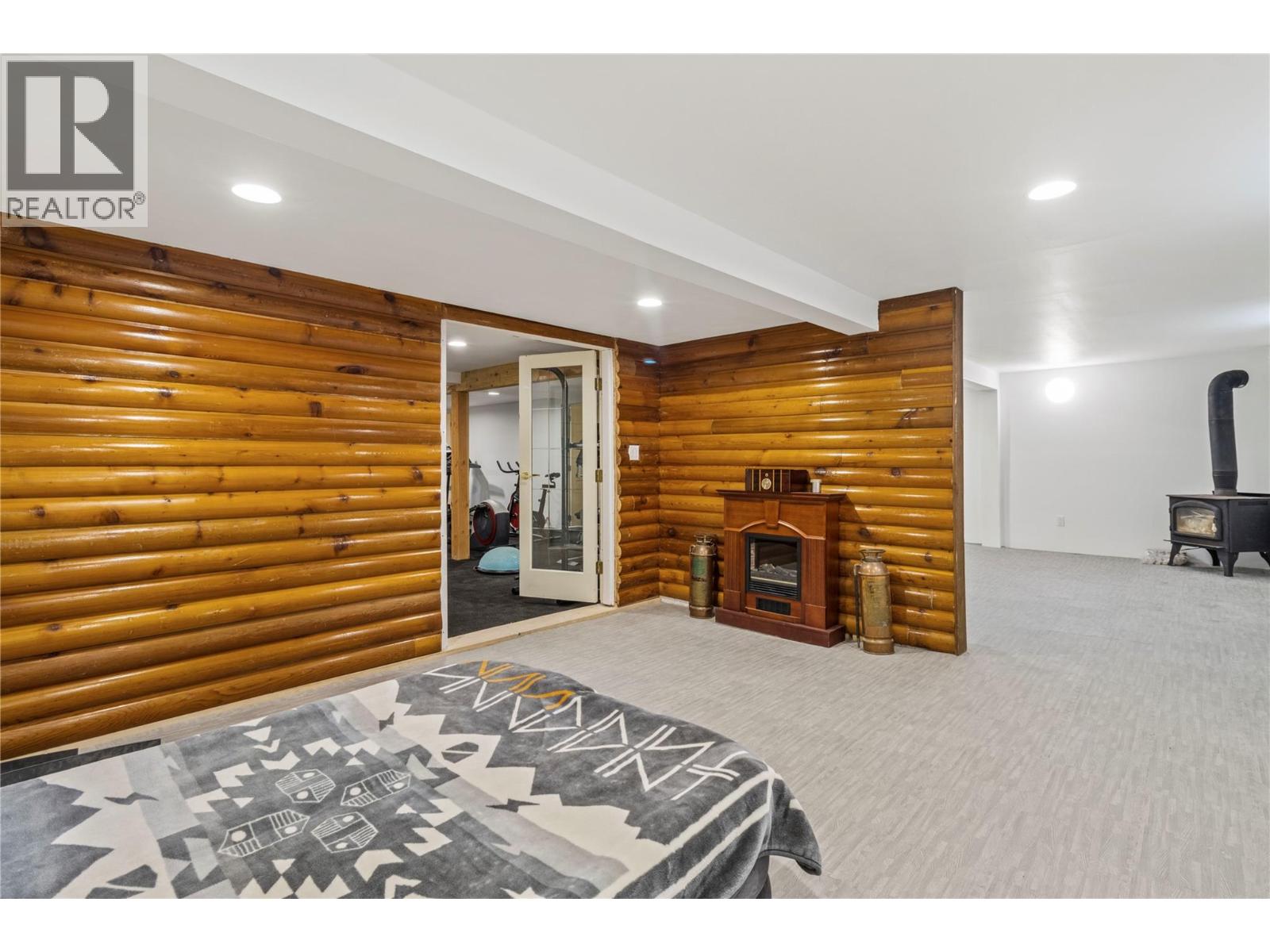 1446 Nittel Road, Seymour Arm