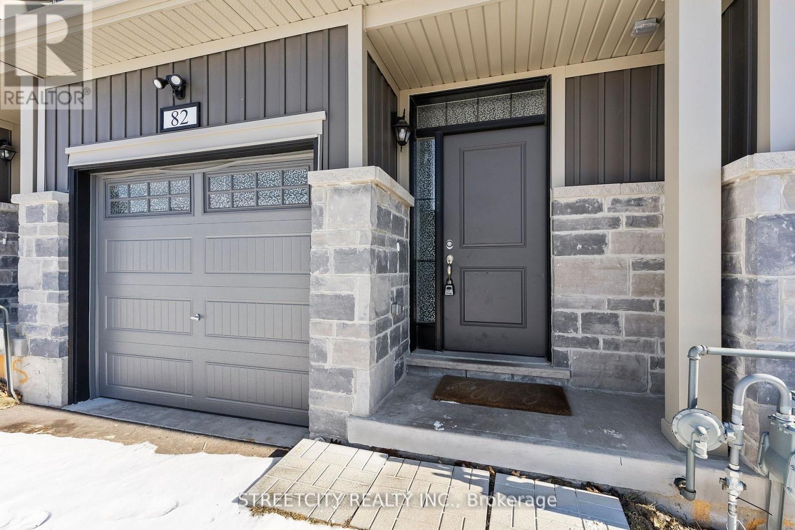 82 MIDDLETON STREET - Photo 3 of 36, Zorra (Thamesford), Ontario