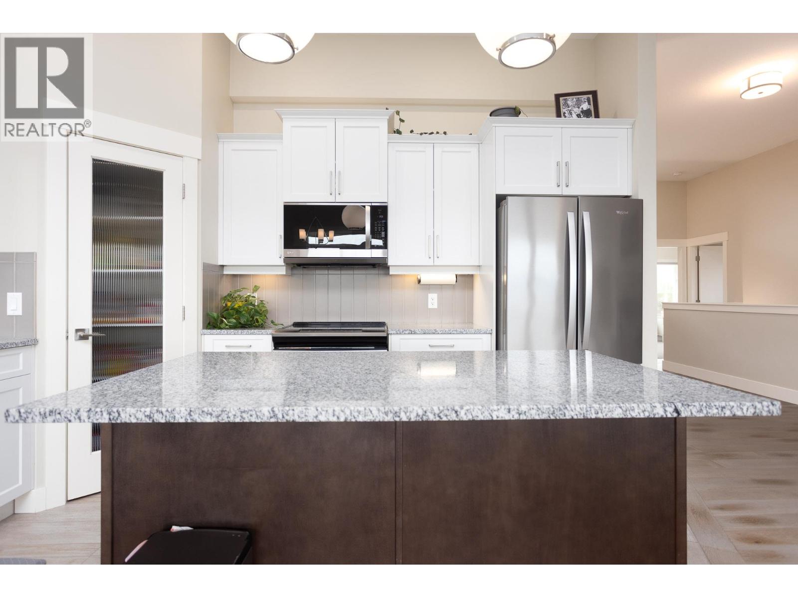  2449 Harmon Road, West Kelowna