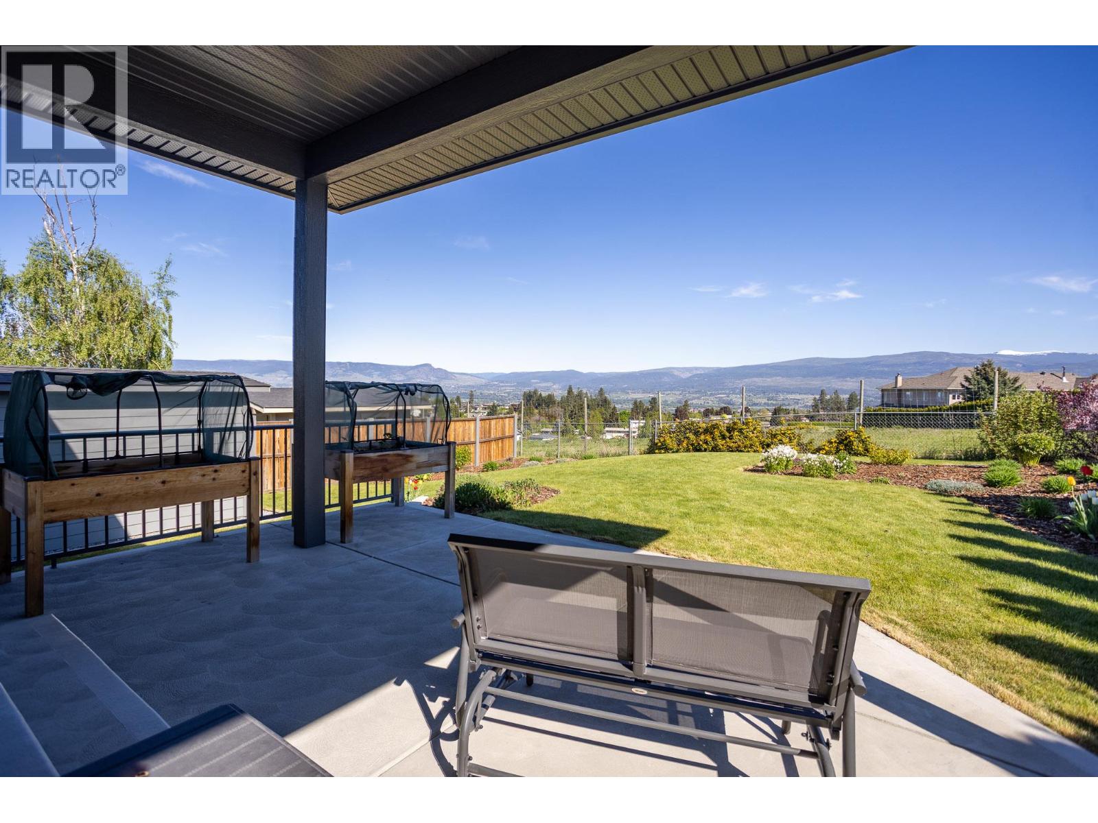  2449 Harmon Road, West Kelowna
