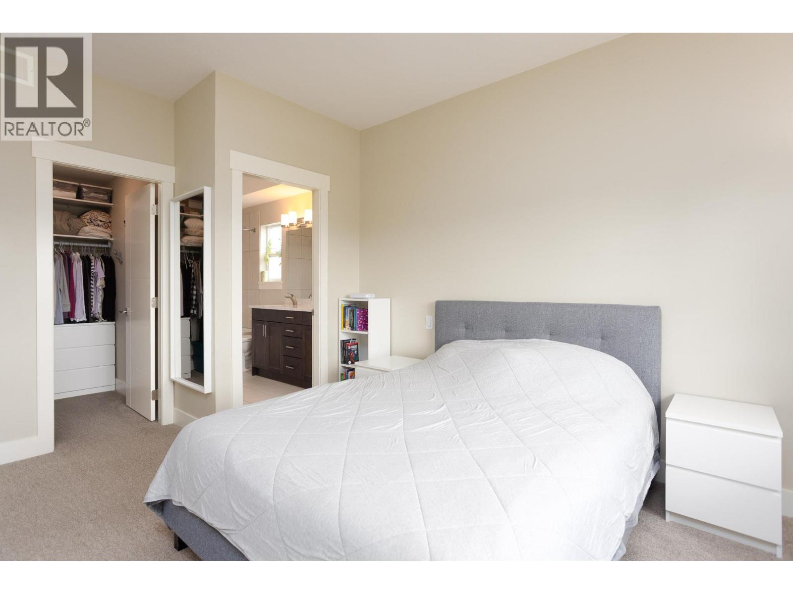  2449 Harmon Road, West Kelowna