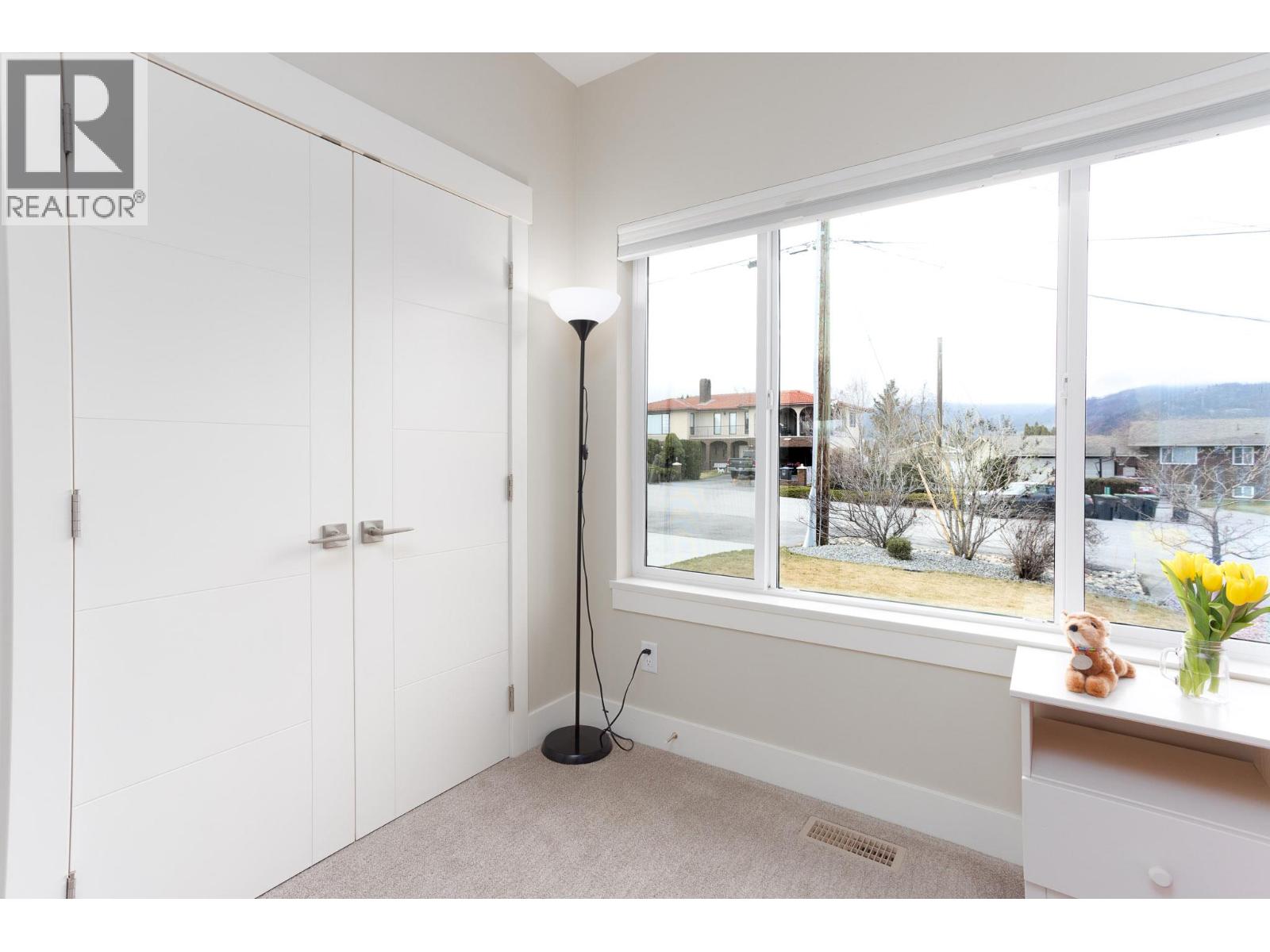  2449 Harmon Road, West Kelowna