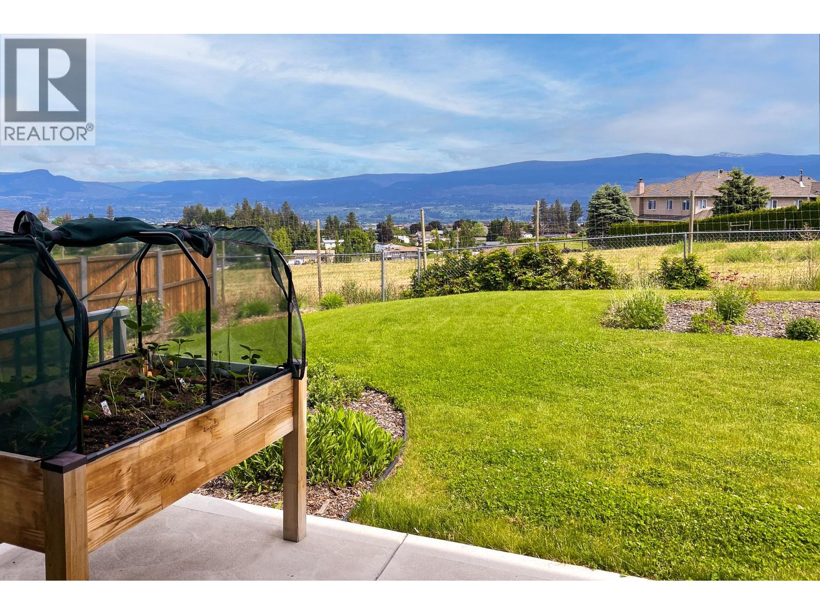  2449 Harmon Road, West Kelowna