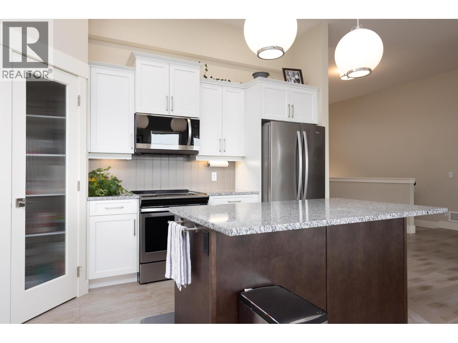  2449 Harmon Road, West Kelowna