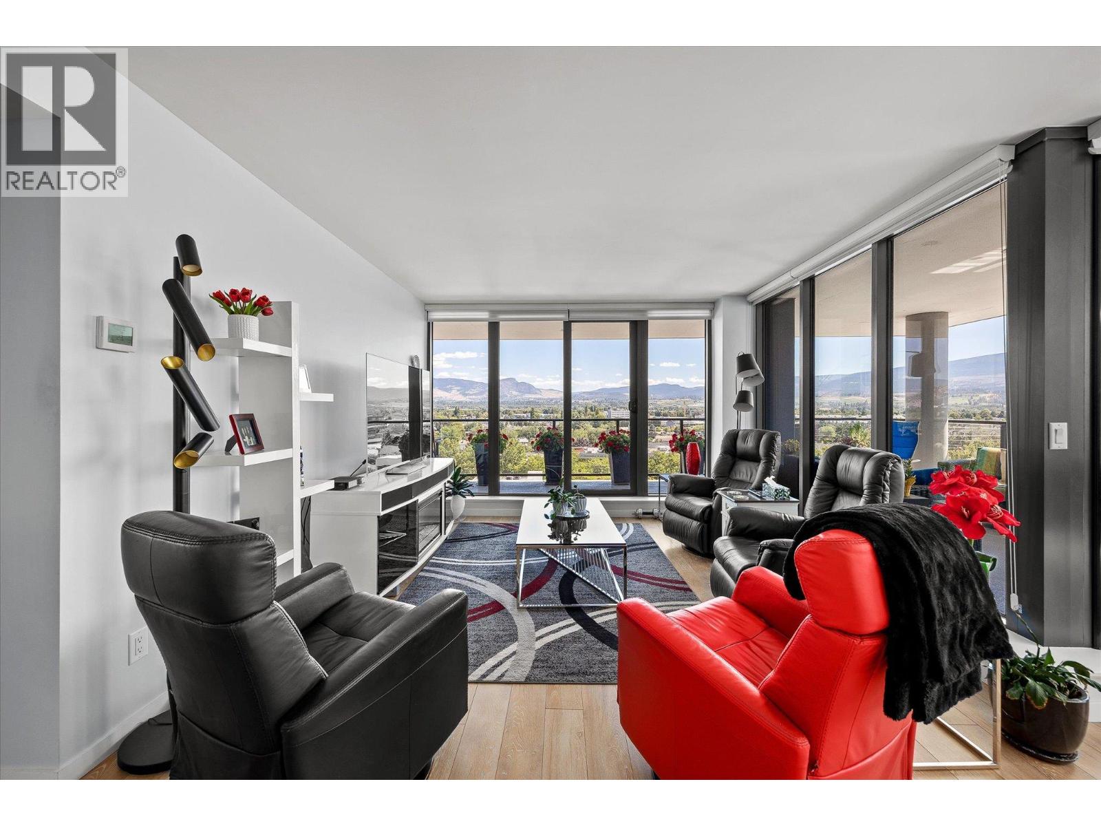 902 485 Groves Avenue, Kelowna