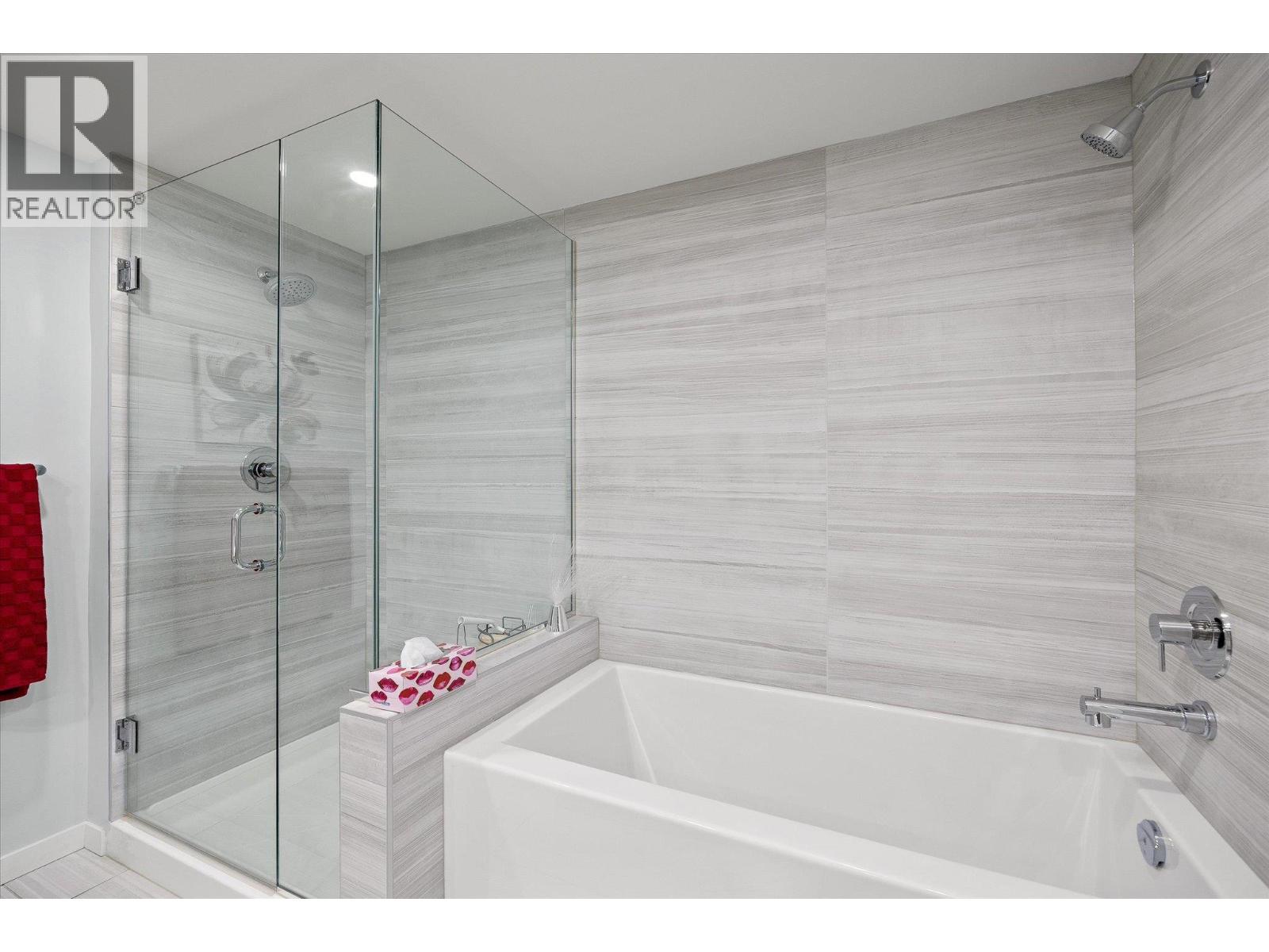 902 485 Groves Avenue, Kelowna