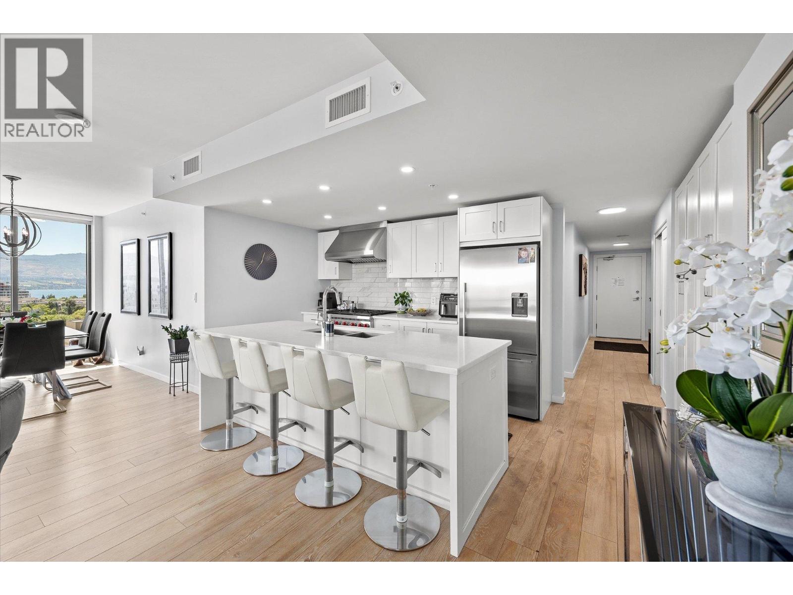 902 485 Groves Avenue, Kelowna