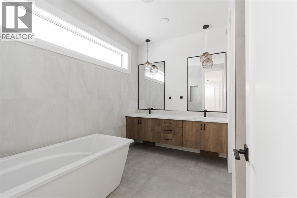 268 Beaverglen Close, Fort McMurray