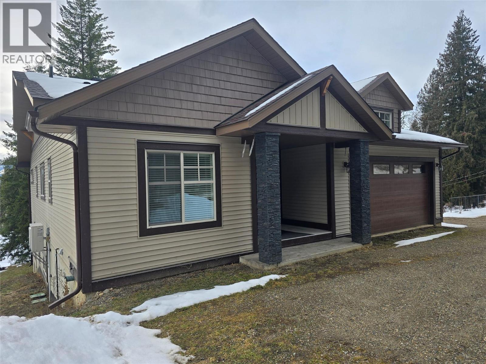 565 Clearwater Valley Road - 4