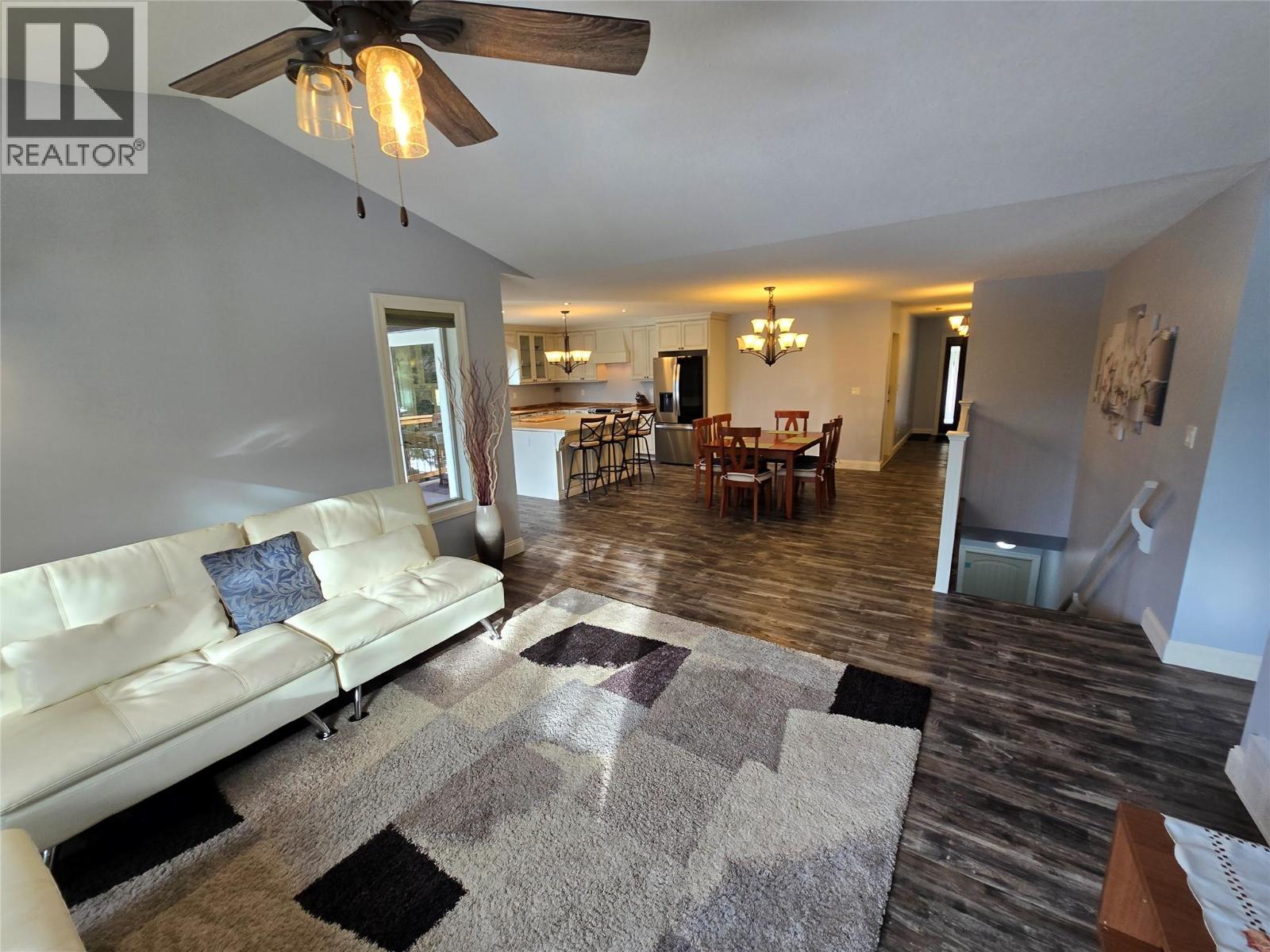 565 Clearwater Valley Road, Clearwater